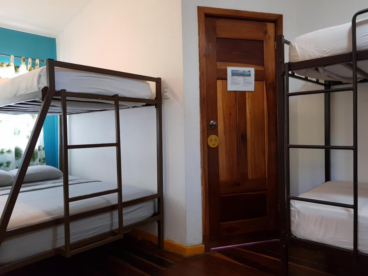 Hostel Mamallena Bocas Del Toro (Adults Only) 외부 사진